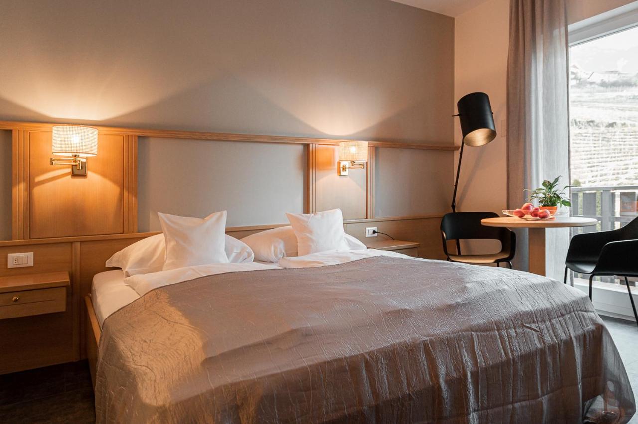 Apartmenthotel Ritterhof Suites & Breakfast Schenna Bagian luar foto