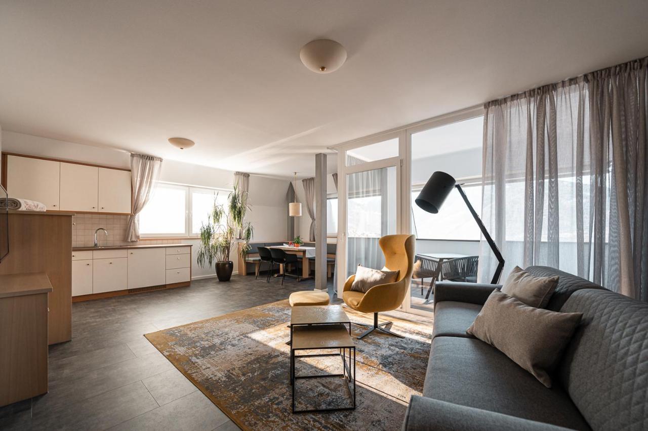 Apartmenthotel Ritterhof Suites & Breakfast Schenna Bagian luar foto