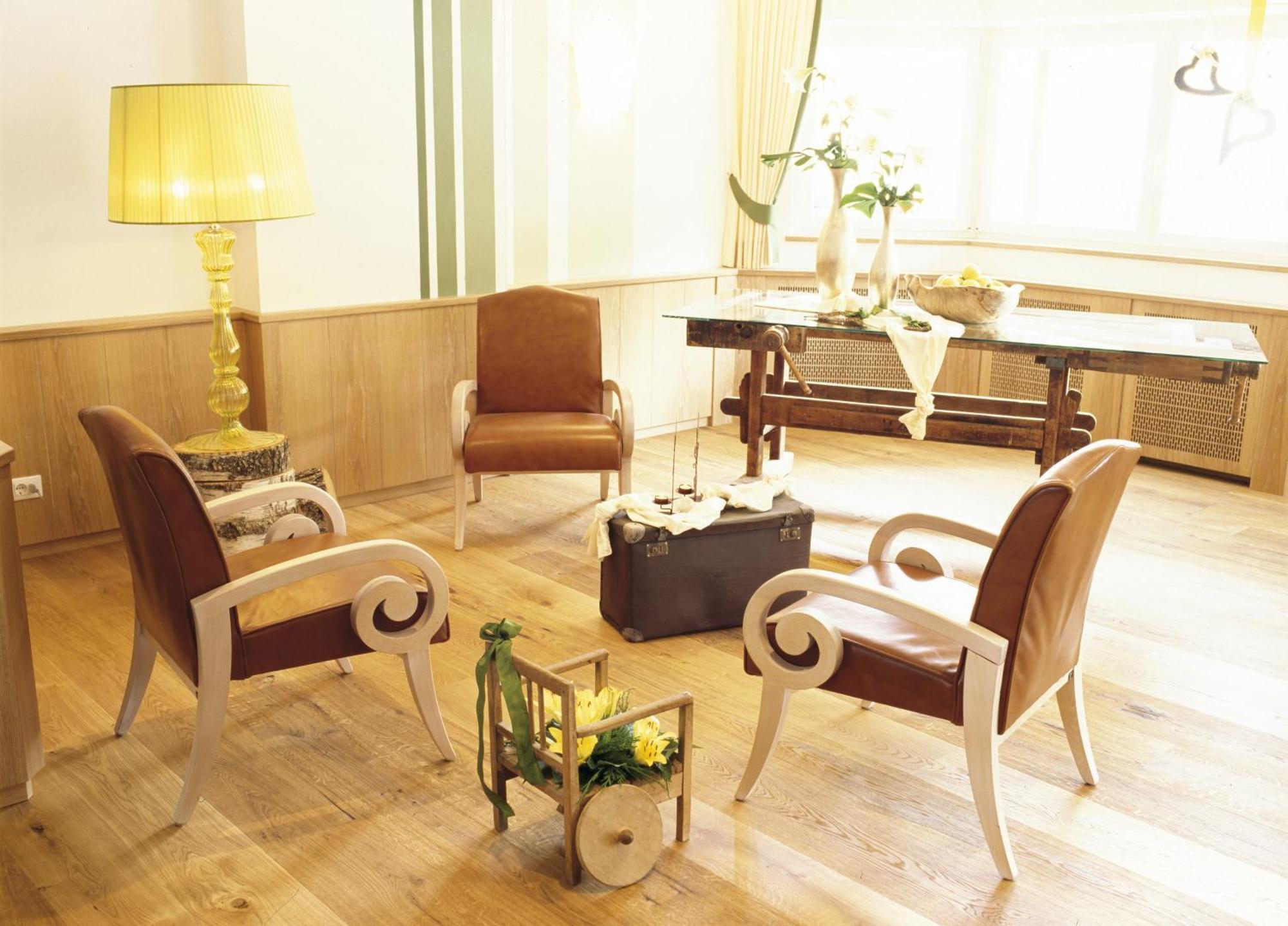 Apartmenthotel Ritterhof Suites & Breakfast Schenna Bagian luar foto