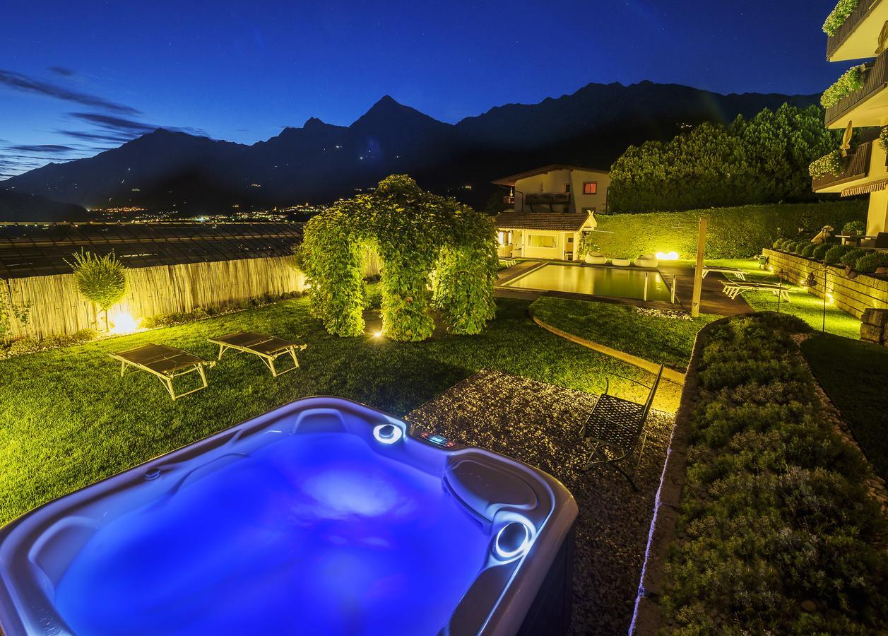 Apartmenthotel Ritterhof Suites & Breakfast Schenna Bagian luar foto